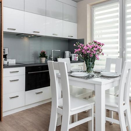 Arianska 6 Apartments By Let'S קרקוב מראה חיצוני תמונה