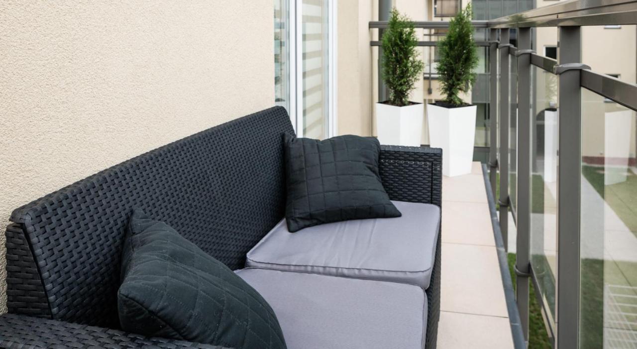 Arianska 6 Apartments By Let'S קרקוב מראה חיצוני תמונה